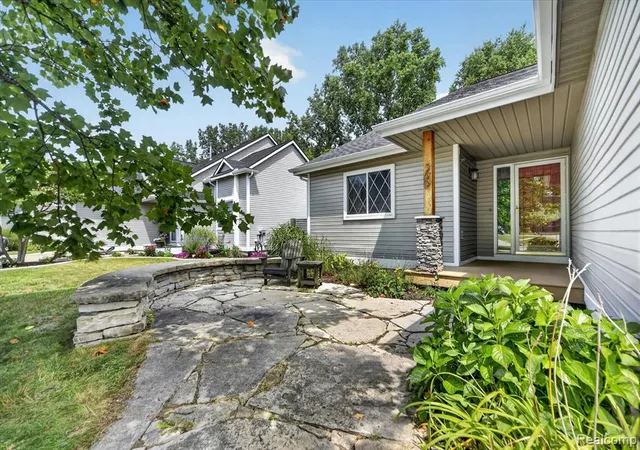 3rd image of 360 Winding River Dr, Williamston, MI 48895 | MLS# 61015294