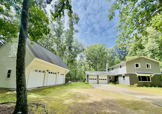 1st image of 7211 Mcfall Cir, Montague, MI 49437 | MLS# 70493877