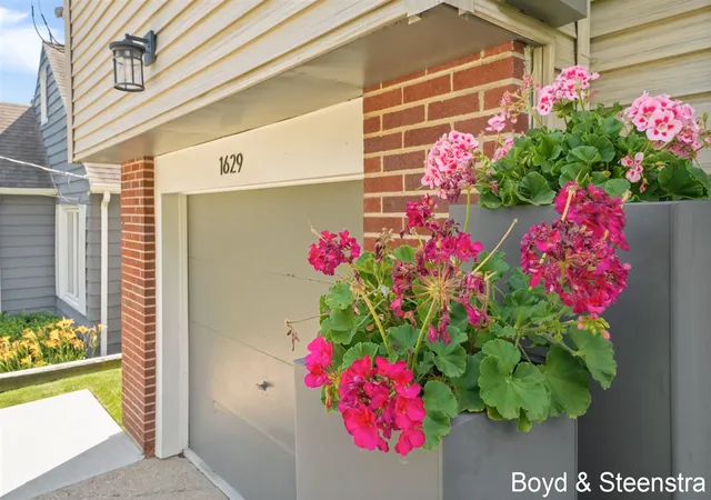 Photo 2 of Sale Pending at 1629 Sylvan Ave, Grand Rapids, MI 49506 | MLS# 70544034 | Listing updated on 2026-07-10