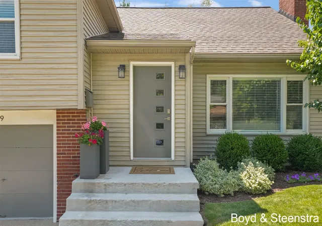 Photo 3 of Sale Pending at 1629 Sylvan Ave, Grand Rapids, MI 49506 | MLS# 70544034 | Listing updated on 2026-07-10