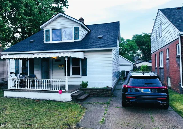 1st image of 1125 E Hayes Ave, Hazel Park, MI 48030 | MLS# 61001214