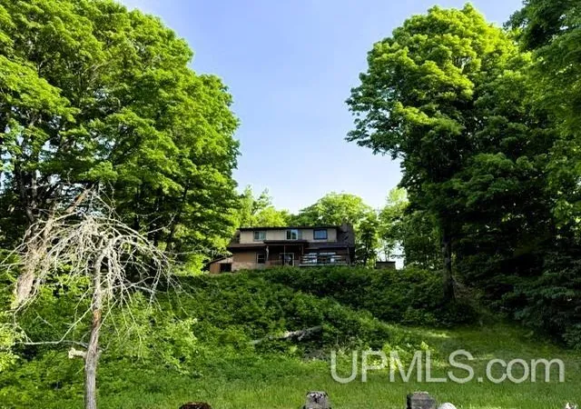 Homes for sale in Bergland, MI | 16844 Goose Lane Rd, Bergland, MI 49910 | MLS# 50210371
