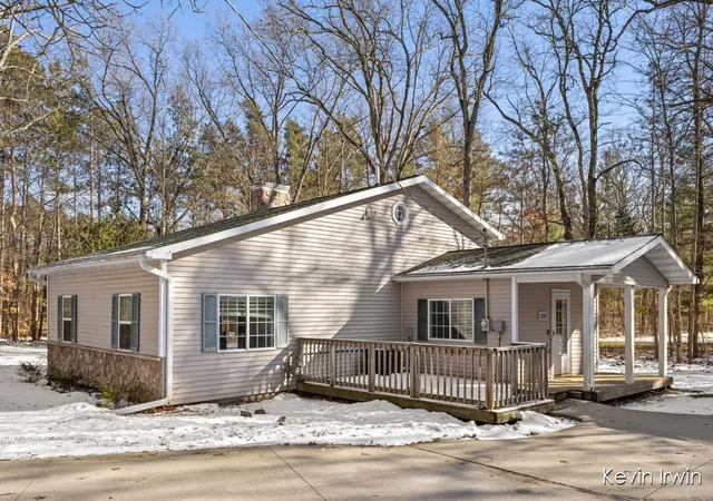 Homes for sale in Pierson, MI | 22265 W Hillis Dr, Pierson, MI 49339 | MLS# 70516342