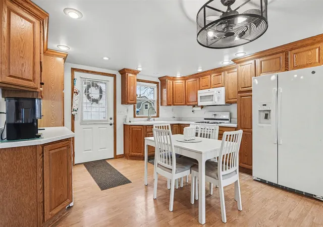 Homes for sale in Bronson, MI | 828 N Werners Landing Dr, Bronson, MI 49028 | MLS# 70523060