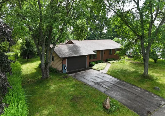 35th image of 3787 Northmeadow Rd, Jackson, MI 49201 | MLS# 70544963