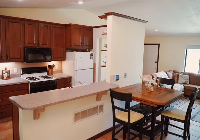 5th image of 3787 Northmeadow Rd, Jackson, MI 49201 | MLS# 70544963