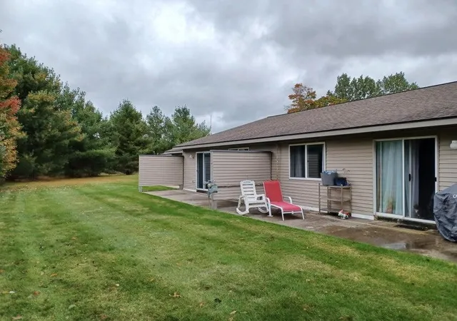 Homes for sale in Traverse City, MI | 5361 Gray Rd, Traverse City, MI 49684 | MLS# 70540668