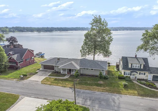 Homes for sale in Colon, MI | 905 Elm St, Colon, MI 49040 | MLS# 70537188