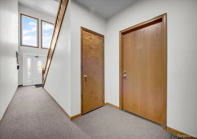 3rd image of 1395 Harbour Blvd, Trenton, MI 48183