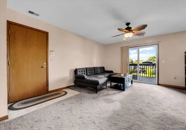 4th image of 1395 Harbour Blvd, Trenton, MI 48183