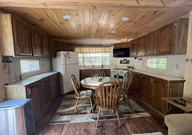 Photo 3 of Single family home for sale at 1535 Douglas Ave, Harrison, MI 48625 | MLS# 50217592 | Listing updated on 2026-09-02