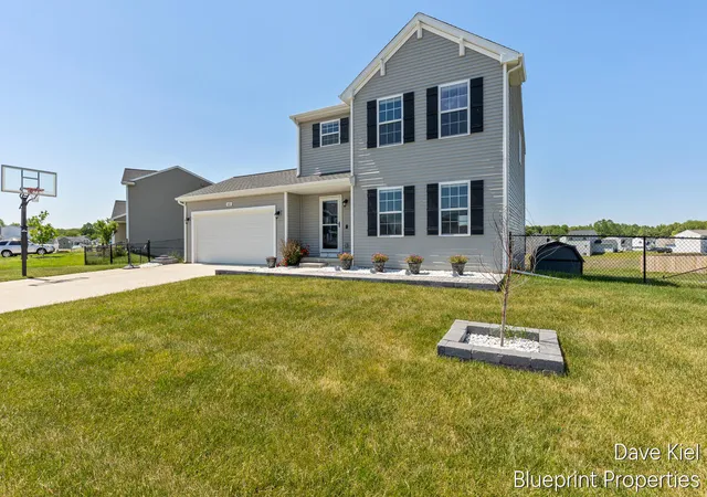 1st image of 445 Oak View Dr, Middleville, MI 49333 | MLS# 70553544