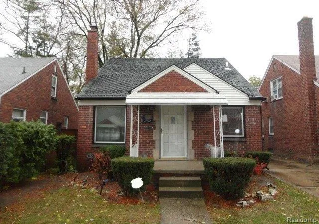 Single Family Residence at 12068 Rosemont Ave, Detroit, MI 48228 | MLS# 20522958 | | Sold on 2013-01-10