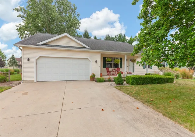 1st image of 225 Joy Rd, Adrian, MI 49221 | MLS# 70548575