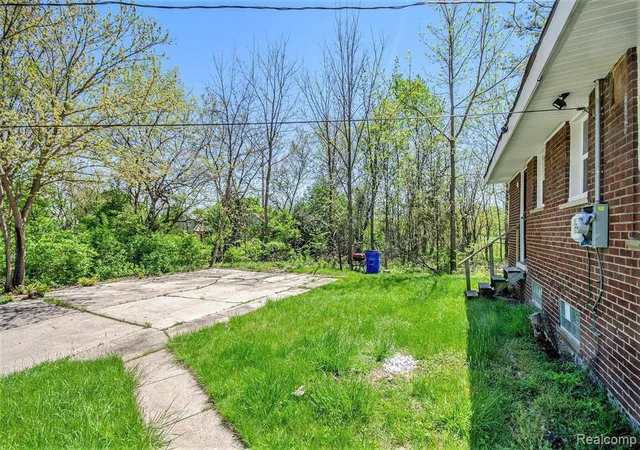 Homes for sale in Highland Park, MI | 20322 Charleston St, Highland Park, MI 48203 1086 | MLS# 60393805