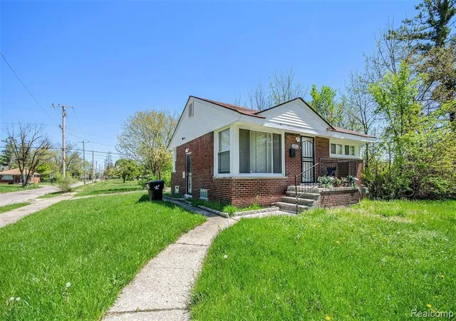Homes for sale in Highland Park, MI | 20322 Charleston St, Highland Park, MI 48203 1086 | MLS# 60393805
