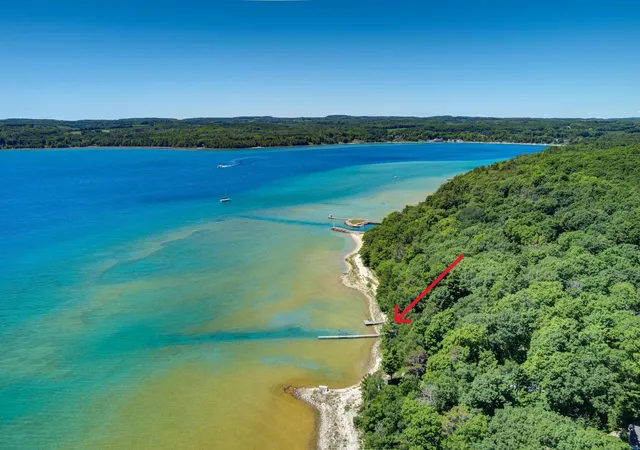 Photo 2 of Single family home for sale at 4152 N Omena Point Rd, Omena, MI 49674 | MLS# 80067114 | Listing updated on 2026-09-11