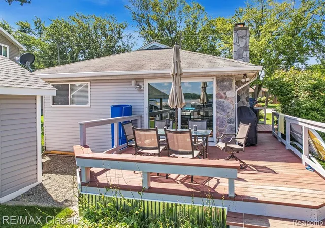 1st image of 294 Lakeside Dr, White Lake, MI 48386 | MLS# 61022556