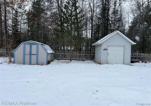 Homes for sale in Alpena, MI | 5318 Gemini Ln, Alpena, MI 49707 9505 | MLS# 60950498