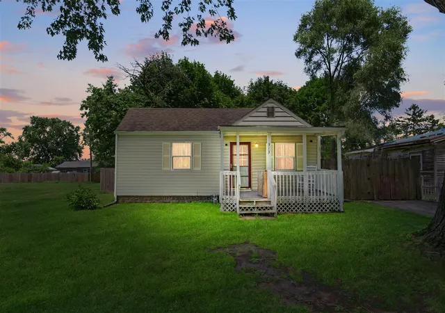 Homes for sale in Buchanan, MI | 313 Elizabeth St, Buchanan, MI 49107 | MLS# 70540557