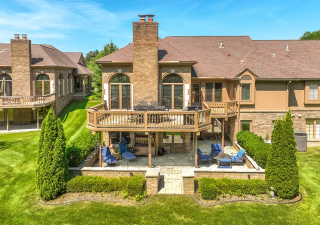 5th image of 13648 Eaton Dr, Plymouth, MI 48170 | MLS# 60322218