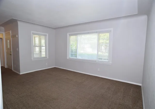 Photo 4 of Sale Pending at 708 Cypress St, Midland, MI 48642 | MLS# 50215247 | Listing updated on 2026-08-19