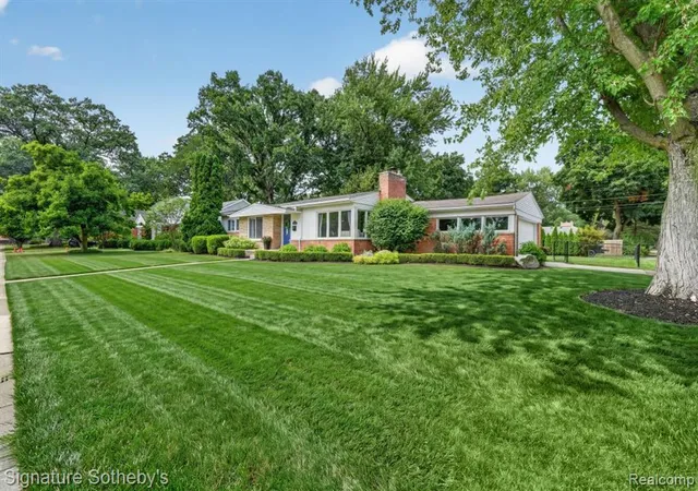 Photo 1 of Sale Pending at 16016 N Dunblaine Ave, Beverly Hills, MI 48025 | MLS# 61019856 | Listing updated on 2026-08-30
