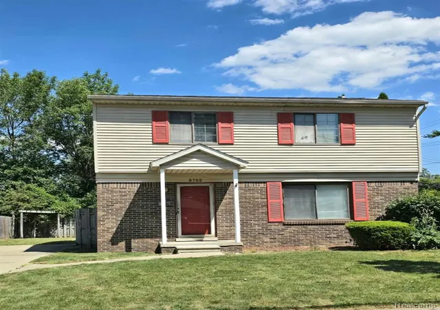 Photo 1 of Single family home for sale at 8702 Hazelton St, Dearborn Heights, MI 48127 | MLS# 61019029 | Listing updated on 2026-08-30