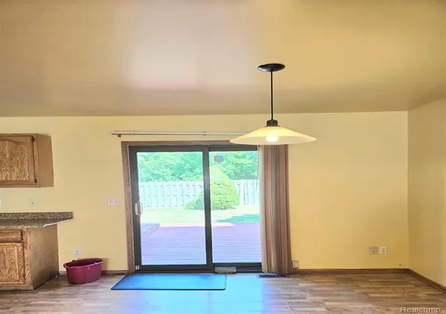 Photo 4 of Single family home for sale at 8702 Hazelton St, Dearborn Heights, MI 48127 | MLS# 61019029 | Listing updated on 2026-08-30