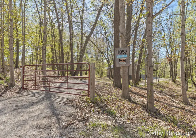 1st image of 1057 W Tuttle Rd, Ionia, MI 48846 | MLS# 70529591