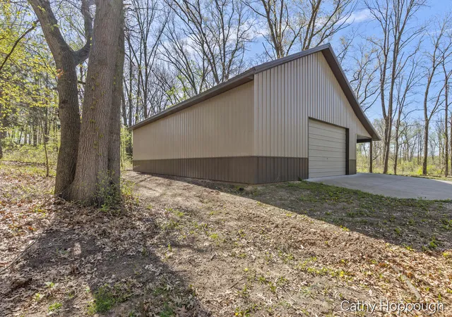 4th image of 1057 W Tuttle Rd, Ionia, MI 48846 | MLS# 70529591