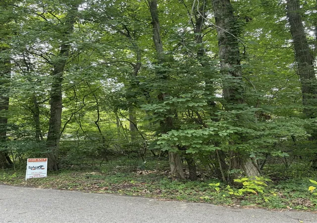 Photo 2 of Land for sale at 6900 Cherokee Dr, Coloma, MI 49038 | MLS# 70552798 | Listing updated on 2026-08-18