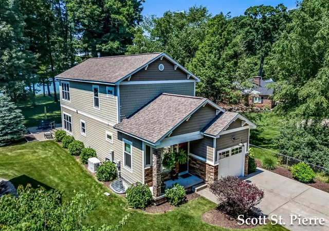 Photo 1 of Sale Pending at 3461 Scenic Dr, Muskegon, MI 49445 | MLS# 70546365 | Listing updated on 2026-08-29