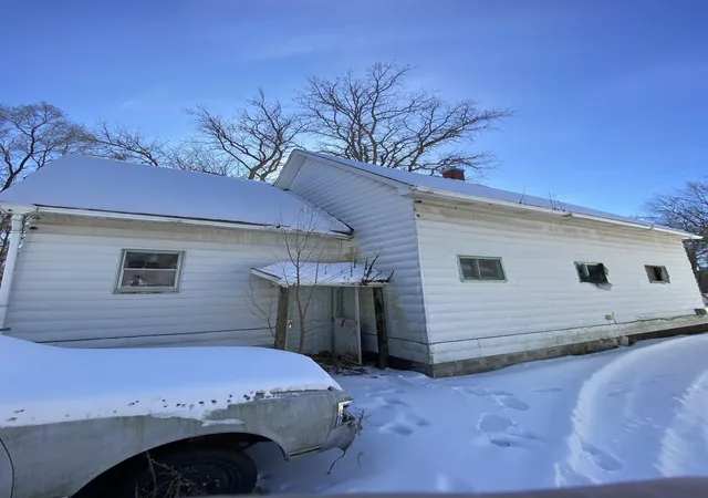 Photo 4 of Single family home for sale at 2610 S Jefferson Ave, Saginaw, MI 48601 | MLS# 50167223 | Listing updated on 2026-08-06