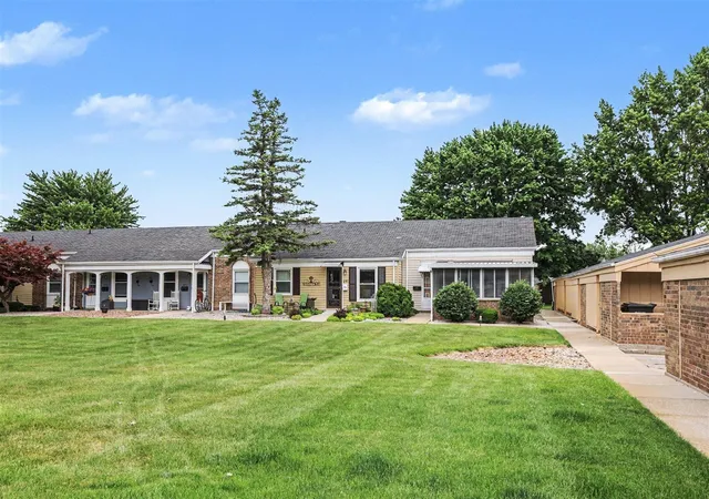 Homes for sale in Jenison, MI | 689 Carriage Ln, Jenison, MI 49428 | MLS# 70538096