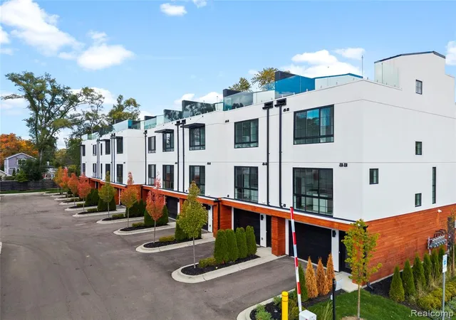 Condo for sale at 533 E Harrison Ave #36, Royal Oak, MI 48067 3797 | MLS# 61024641