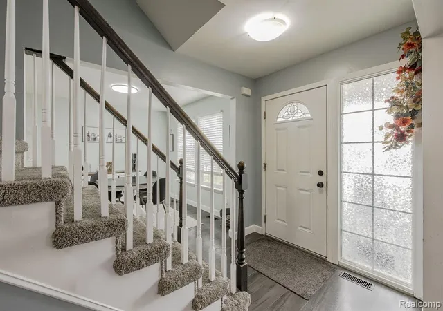 2nd image of 216 W Flint St, Lake Orion, MI 48362 | MLS# 61016096