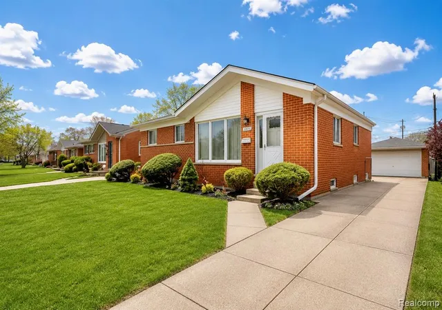 1st image of 23223 Panama Ave, Warren, MI 48091 | MLS# 61022347