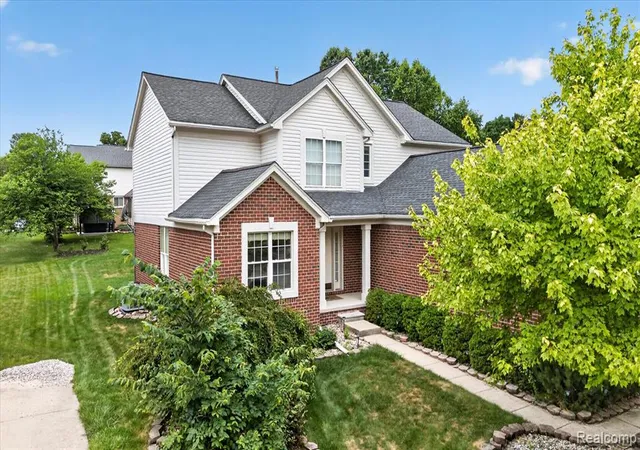 1st image of 2738 Long Meadow Ln, Rochester Hills, MI 48307 5929 | MLS# 61023160