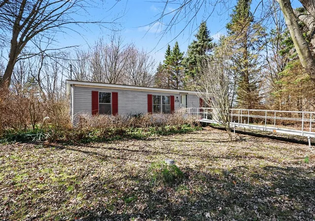 Homes for sale in Fennville, MI | 2738 64th St, Fennville, MI 49408 | MLS# 70519397