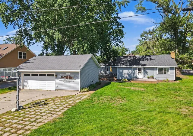 Photo 1 of Single family home for sale at 66 Lakeview Ave, Norton Shores, MI 49444 | MLS# 70554691 | Listing updated on 2026-09-18