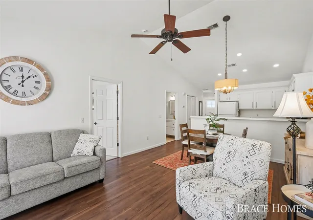Homes for sale in Grand Rapids, MI | 3369 Clear Vista Ct, Grand Rapids, MI 49525 | MLS# 70526556
