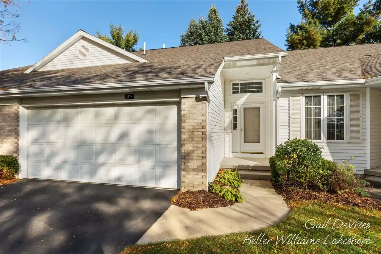 Photo 1 of Condo for sale at 4378 Canal Ave, Grandville, MI 49418 | MLS# 70564087 | Listing updated on 2026-10-23