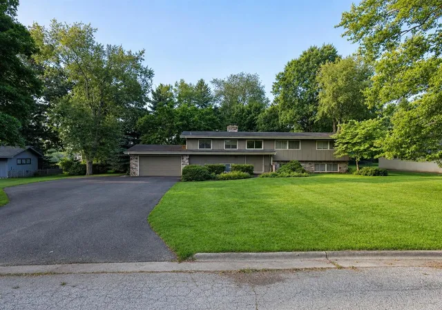 Homes for sale in Niles, MI | 1165 Sassafras Ln, Niles, MI 49120 | MLS# 70542334