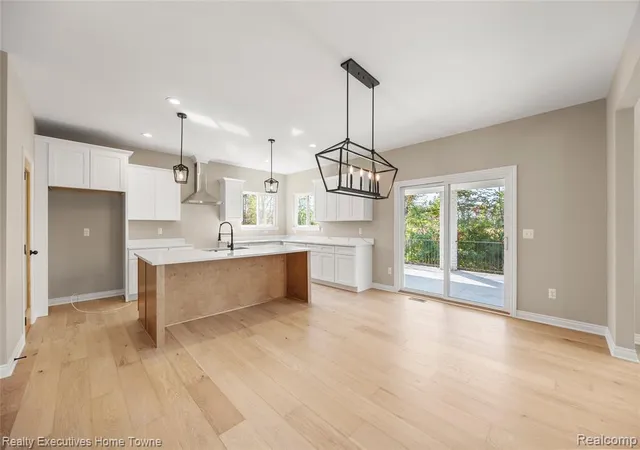 3rd image of 24722 Tribute Dr, Macomb, MI 48042 | MLS# 60947924