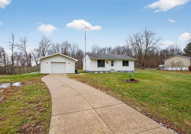 Homes for sale in Horton, MI | 472 Maitland Dr, Horton, MI 49246 | MLS# 70511353