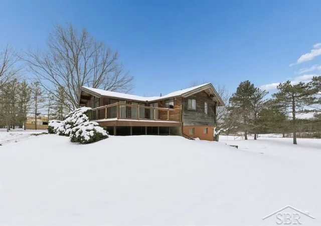 Homes for sale in Whitmore Lake, MI | 6431 Whitmore Lake Rd, Whitmore Lake, MI 48189 | MLS# 50207728