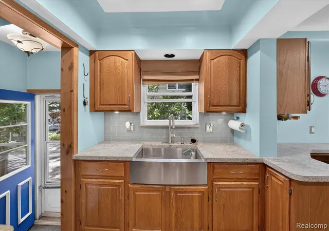 Photo 3 of Sale Pending at 2252 Harvard Rd, Berkley, MI 48072 1780 | MLS# 61025100 | Listing updated on 2026-09-01