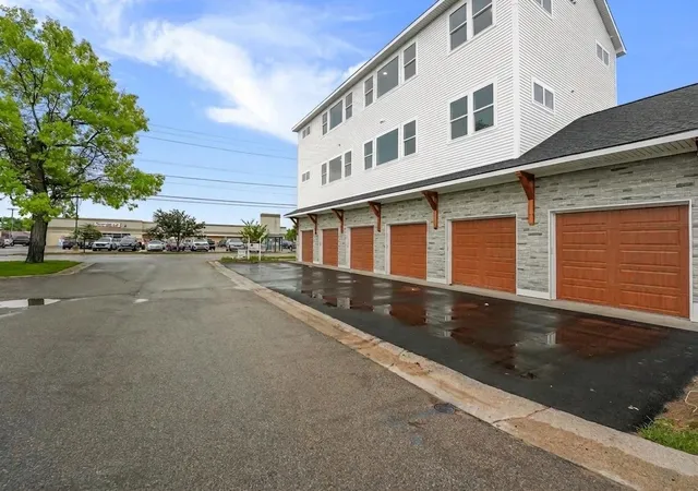 Homes for sale in Traverse City, MI | 1109 S Carver St #6, Traverse City, MI 49686 | MLS# 80070686