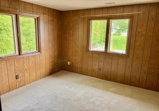 2nd image of 230 S State St, Zeeland, MI 49464